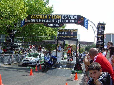 García-Page asiste este viernes en Cuenca al final de la séptima etapa de La Vuelta Ciclista