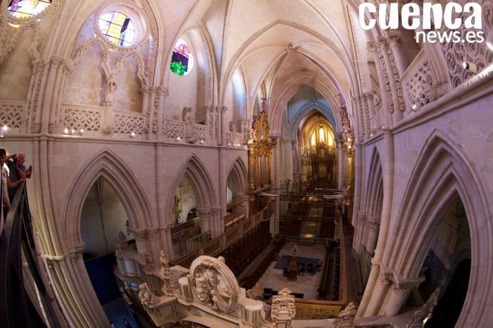 Los Reyes entregan en la Catedral de Cuenca los Premios Nacionales de Cultura 2016