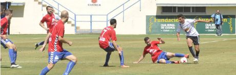 La falta de definición penaliza al Conquense frente al Villarrobledo(1-2)