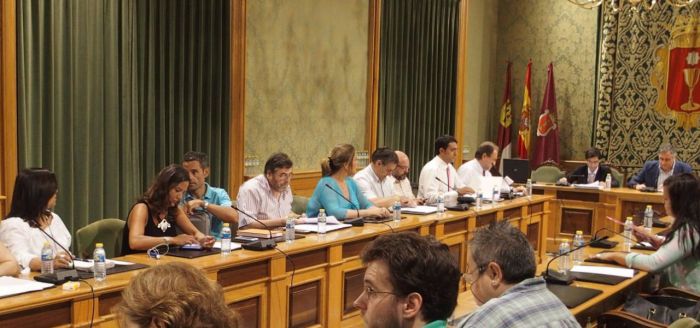 El Grupo Popular exige a Sahuquillo que no busque en el Pleno del Ayuntamiento el protagonismo que es incapaz de lograr en el Congreso de los Diputados