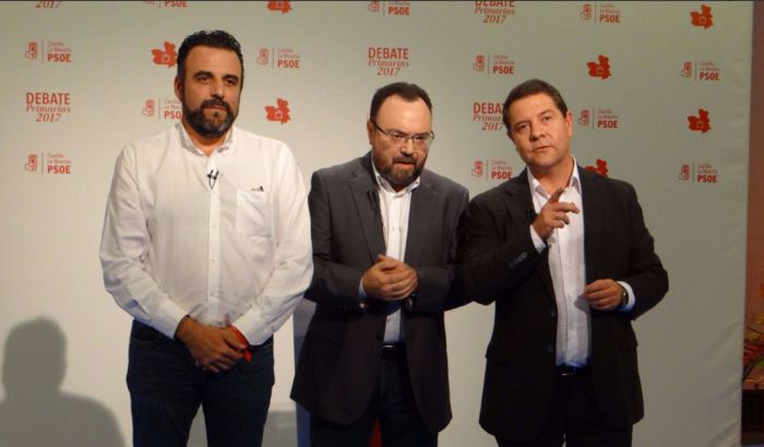 García-Page reivindica sus logros frente al PP y Blanco se aferra a la militancia