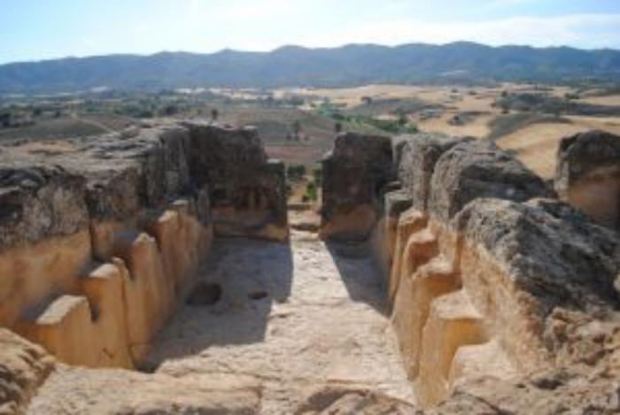 Restos del edificio íbero