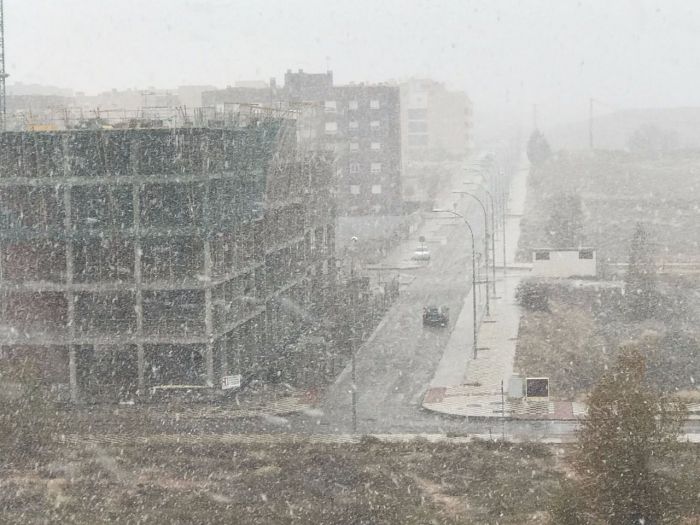 La primera nevada del otoño en Cuenca obliga adelantar 9 rutas escolares