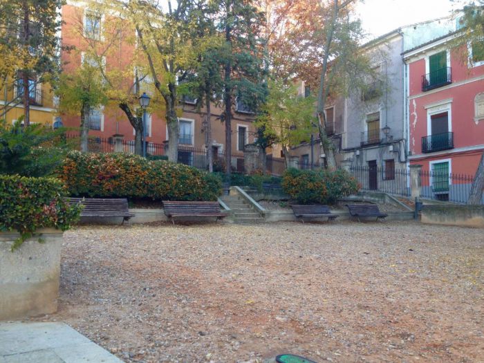 Ciudadanos pide al equipo de Gobierno que desbloquee los proyectos de acondicionamiento del Jardín del Salvador y la calle Santa Lucía