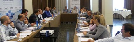 La Confederación de Empresarios señala que los datos del padrón justifican la petición de ayuda por despoblación