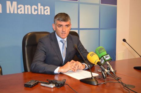 Godoy lamenta que la presidenta de la CHJ no aproveche su visita a Cuenca para reunirse con los promotores del proyecto de los azudes el pantano de Alarcón