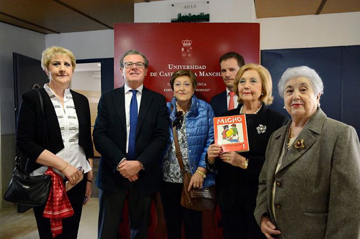 La Facultad de Educación homenajea a las tres profesoras conquenses creadoras de las cartillas de aprendizaje Micho