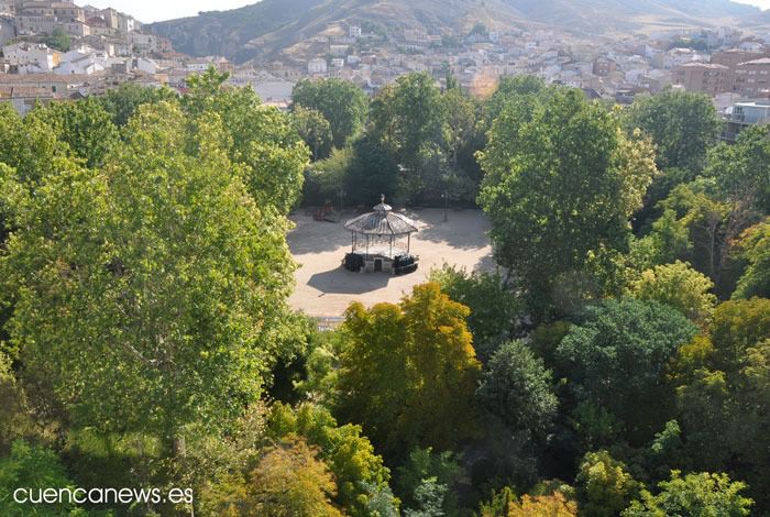 Ingresado en el Virgen de la Luz un hombre de 30 años por agresión con arma blanca en el Parque de San Julián