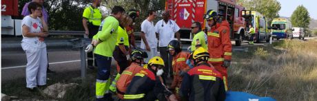 Dos personas hospitalizadas graves en una colisión en Zarza de Tajo