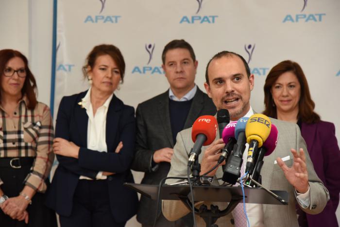 Bellido destaca “el trabajo magnífico” de las entidades sociales que “garantizan que nadie se quede en el camino”