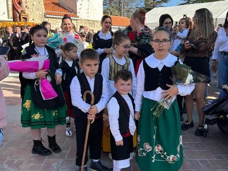 San José Obrero recorre las calles de Las Quinientas en una emotiva procesión del Primero de Mayo