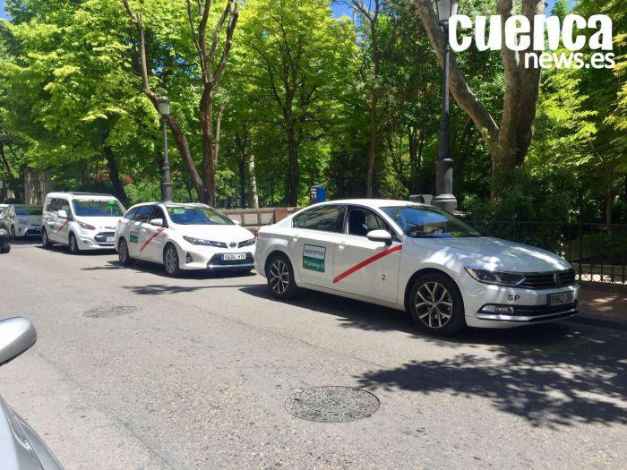 Los taxistas no descartan algún tipo de acción para apoyar las protestas de sus compañeros de Barcelona