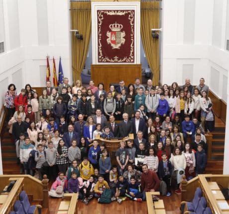 Niñas y niños proponen y votan 15 iniciativas para avanzar conservar el medio ambiente