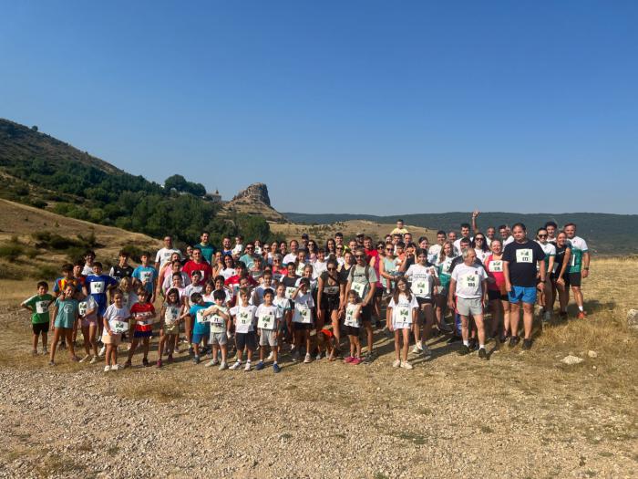La Carrera Popular Juan Manuel Merchante celebra su 30ª edición en Huélamo con récord de participación
 