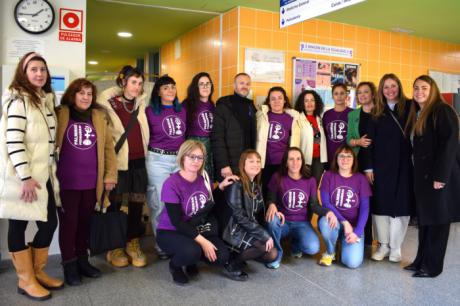 El colectivo feminista Las Palmiras rinde homenaje a víctimas de violencia de género en Las Pedroñeras