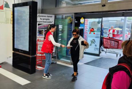 La 13ª edición de "Desayunos y Meriendas #ConCorazón" arranca para mejorar la alimentación de miles de niños atendidos por Cruz Roja