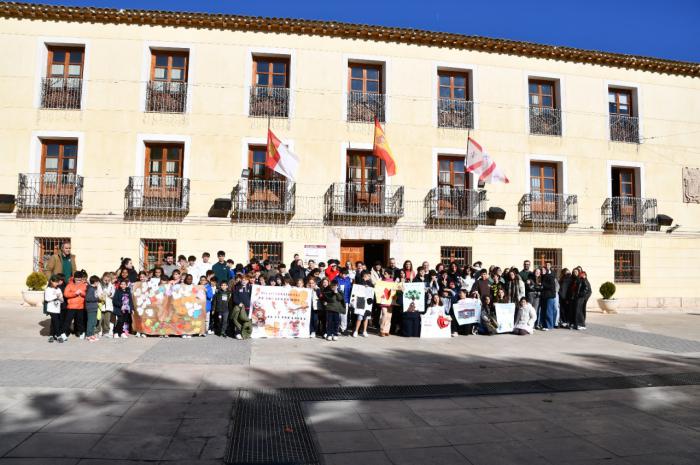 Tarancón conmemora el Día Universal de la Infancia con un acto simbólico en el Ayuntamiento