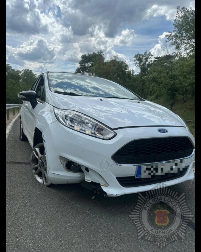 La Policía Local intercepta a un conductor fugado tras un accidente con una motocicleta
