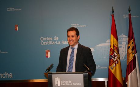 Velázquez quiere presidir el PP de la región para integrar y ser alternativa de gobierno