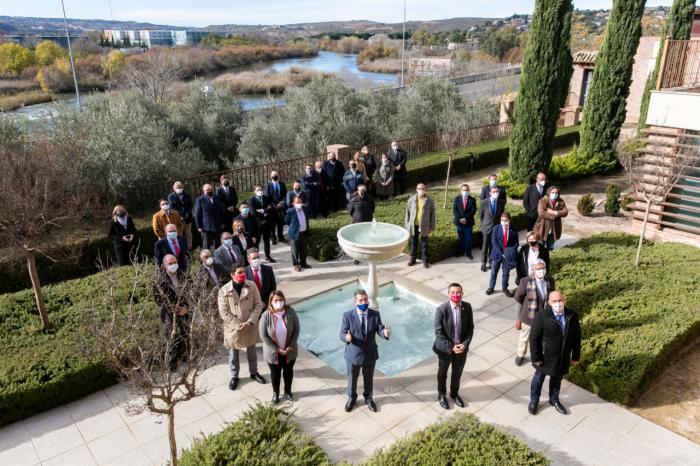 Castilla-La Mancha se une en un acuerdo “mérito de todos” que garantizará el futuro de las generaciones venideras con el acceso al agua