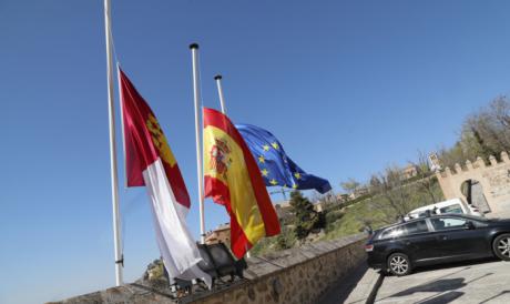 Luto en las Cortes de Castilla-La Mancha por la muerte de su expresidente Fernández Vaquero, al que homenajearán con un acto este jueves