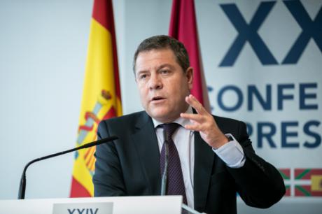 García-Page valora el “compromiso unánime” planteado por todas las autonomías por cumplir con el objetivo de vacunación