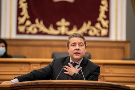 García-Page lamenta que frente a la estabilidad institucional que ofrece su Ejecutivo, el PP apueste por gobernar con otros “en coalición”