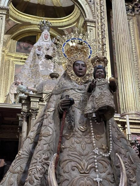 La Virgen de la Luz se traslada provisionalmente a la Catedral durante las obras en San Antón