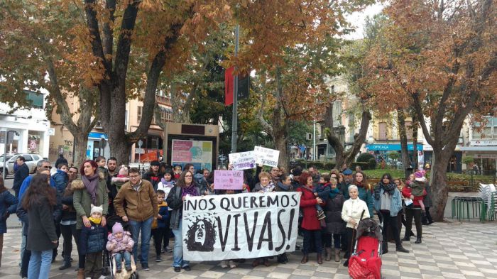 Cientos de personas rechazan la violencia machista