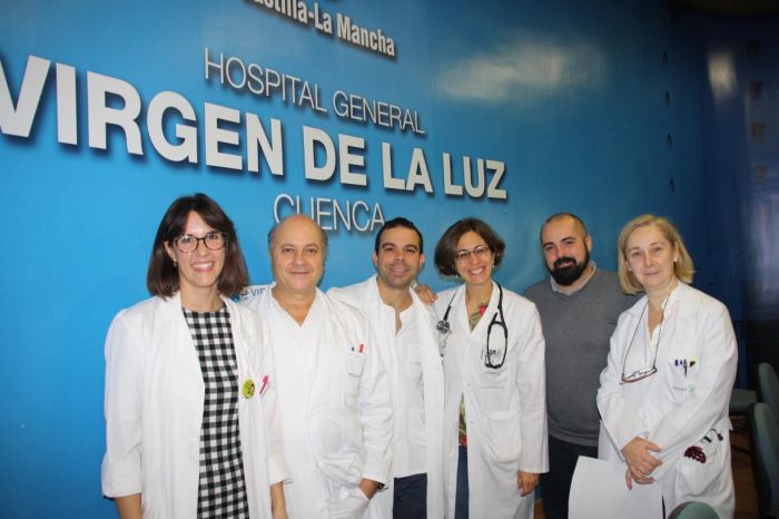 Cinco servicios hospitalarios presentan los avances en el tratamiento del cáncer de mama en el ‘Virgen de la Luz’