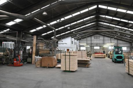 La Confederación de Empresarios indica que el impulso del empleo va acompañado de la competitividad de las empresas