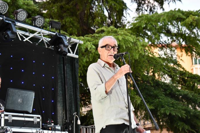 El barrio de La Paz da comienzo a sus fiestas con el pregón del escritor Juan Soria Palacios