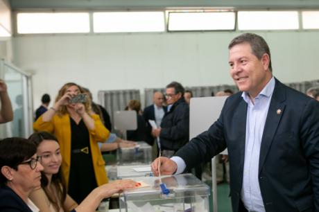 Para Page, "votar es la mejor lección para todos los que buscan deteriorar sistema democrático"