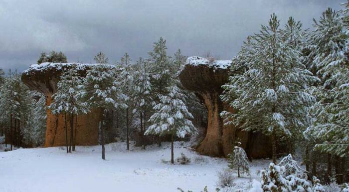 Nieve y carámbanos de medio metro en la Ciudad Encantada