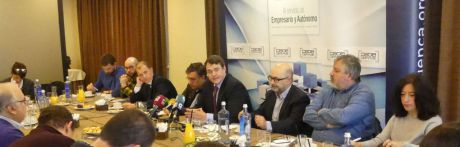 La Confederación de Empresarios propone al Ayuntamiento terminar el edificio de la Ronda Oeste para albergar su sede