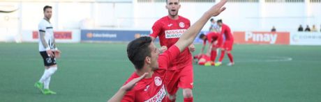 Un soberbio doblete de Pablo Aguilera saca del descenso al Conquense (1-2)