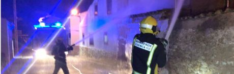 El incendio de una vivienda en Villar del Saz de Navalón reabre el debate sobre los tiempos de respuesta de los bomberos de la Diputación