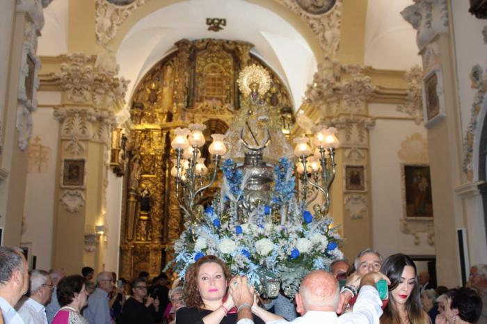 Campillo de Altobuey acompaña a la Virgen de la Loma en su tradicional procesión