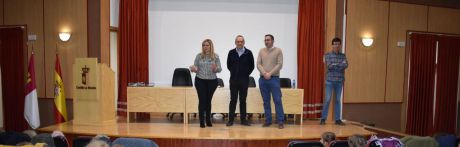 Más de un centenar de escolares de Cuenca participan en un cuentacuentos con motivo del Día del Libro