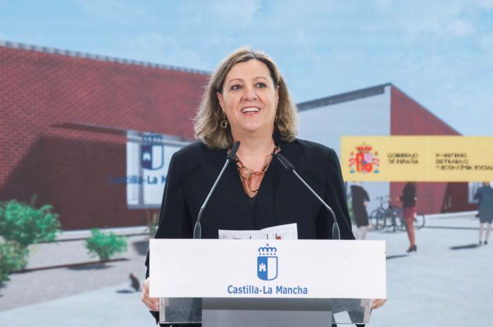 Patricia Franco anuncia medidas de recolocación y formación para los trabajadores de Mahle en Cuenca