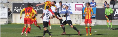 El Lleida venció 1-2 en casa del Conquense