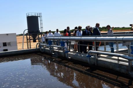 Martínez Guijarro inaugura la nueva depuradora y anuncia nuevas actuaciones para el abastecimiento de agua