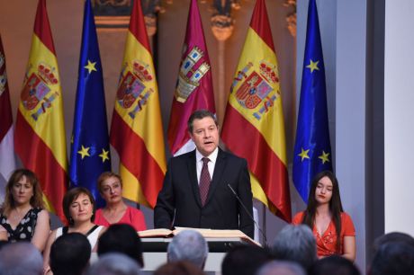 García-Page jura como presidente de C.-La Mancha para una segunda legislatura