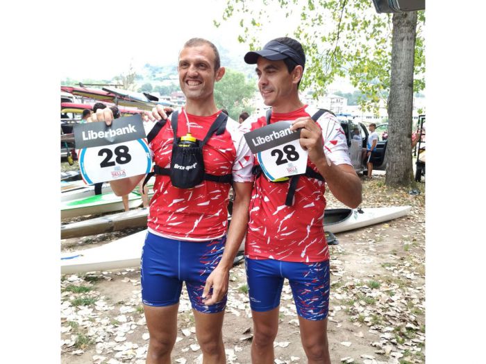 El Club Piragüismo Las Grajas participio en el tradicional descenso del Sella