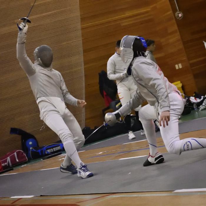 El Club Espadas Colgadas afronta un intenso mes de competiciones con destacada participación en torneos nacionales e internacionales