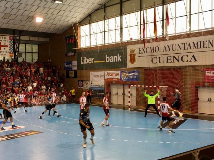 El Liberbank Cuenca arranca la Liga con una holgada victoria (32-23)