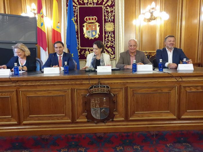 Magdalena Valerio espera seguir ampliando la red 'RETOS' y luchar así contra la despoblación