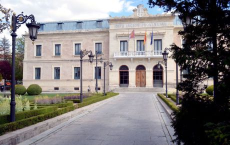 Diputación concede ayudas por valor de 60.000 euros a las Asociaciones de Mayores de la provincia