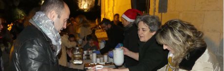 Papá Noel, chocolatada solidaria, concierto y encendido de luces este miércoles en el Parador
