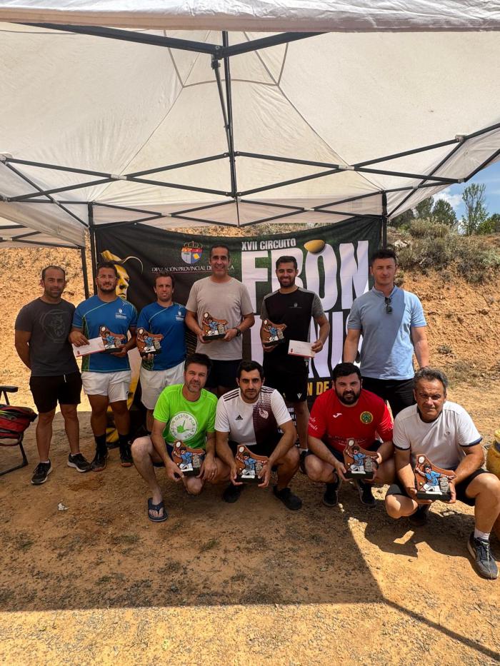 Daniel Martínez y José Chazarra se imponen en Graja de Iniesta en la tercera prueba del Circuito Diputación de Frontenis